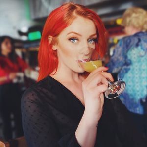 Meet your Posher, Sabrina